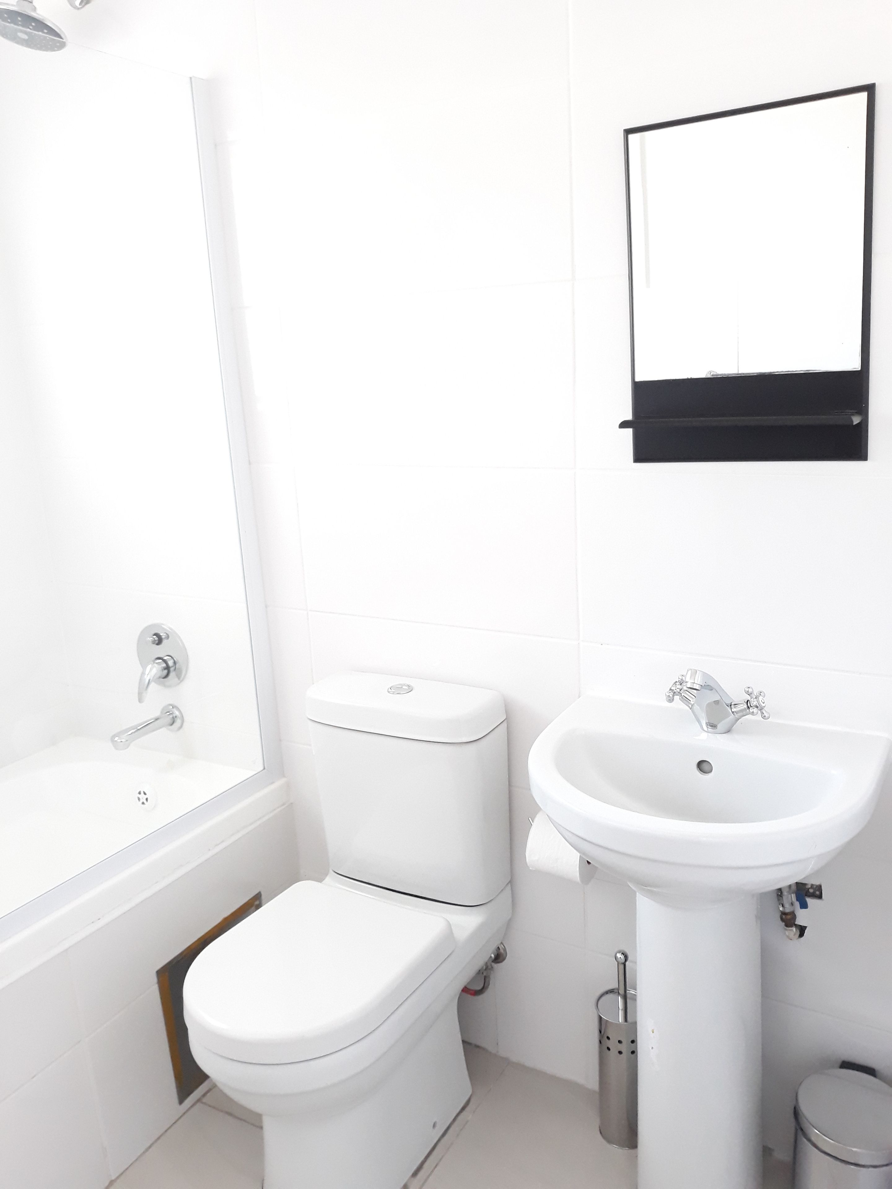 apartment, 2 bedrooms | bathroom | shower