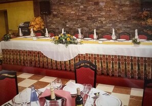 Dining - APH Infanta Mercedes (La Baneza)