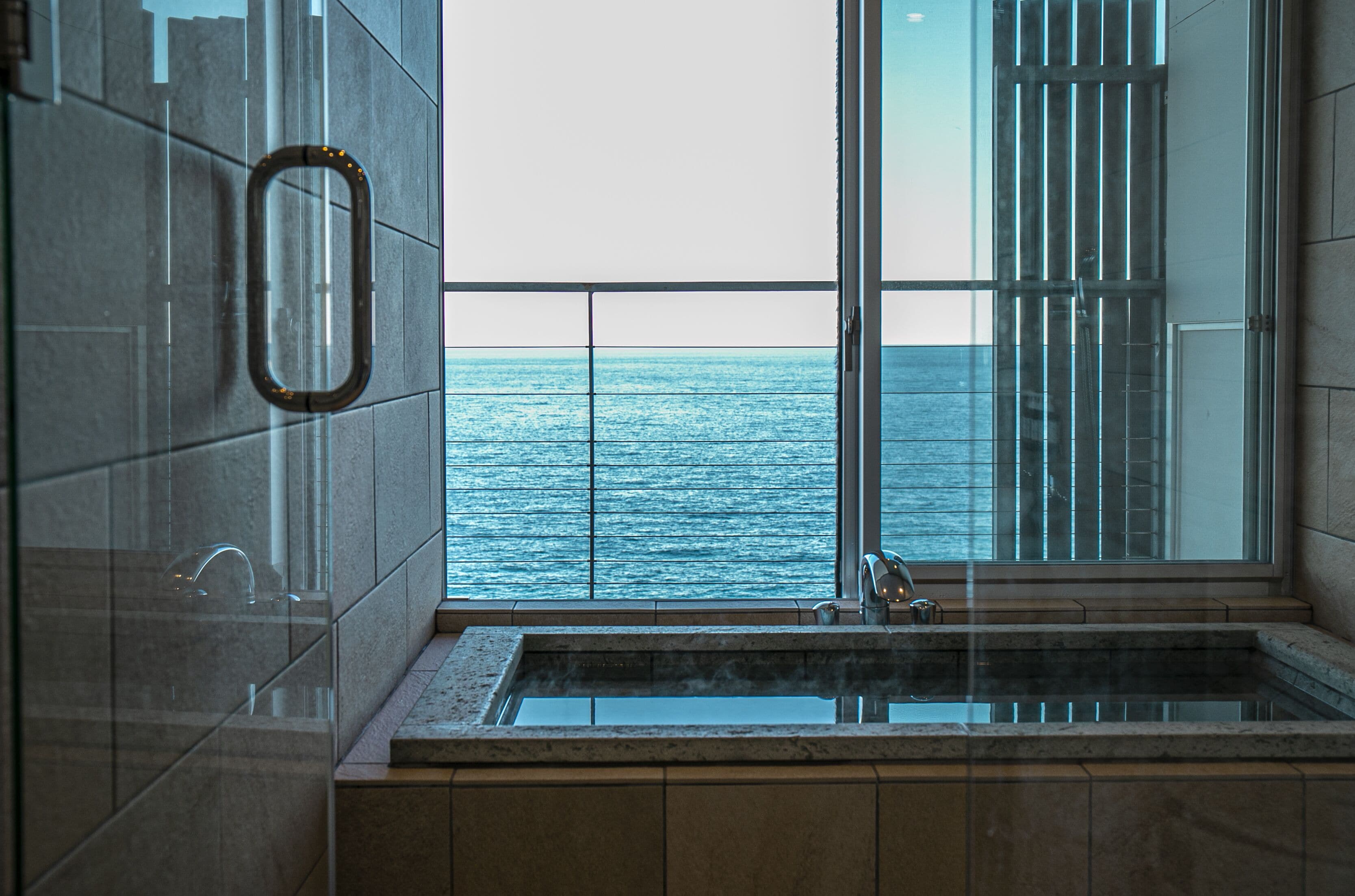 น้ำพุร้อน