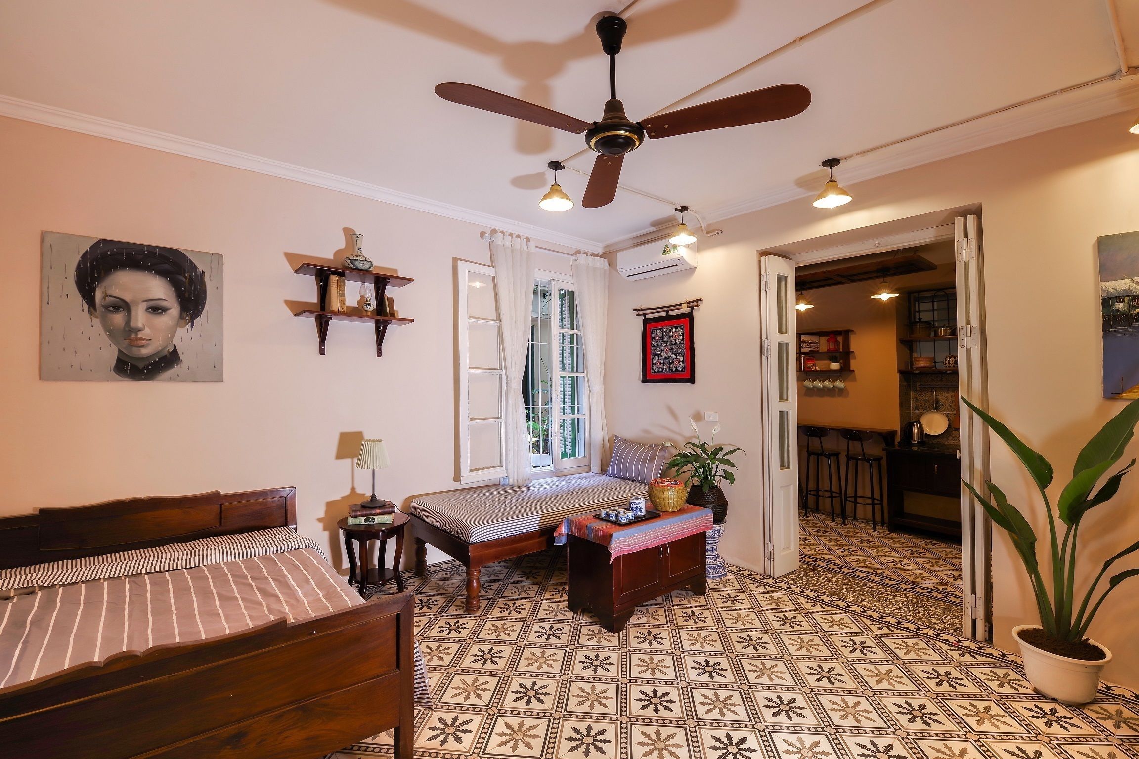 Estudio familiar | Minibar, escritorio y wifi gratis 