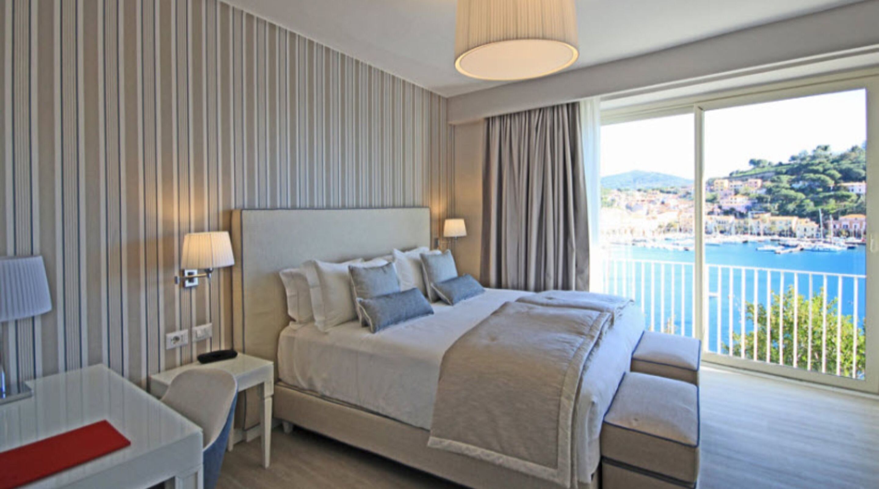 Down comforters, pillowtop beds, minibar, in-room safe