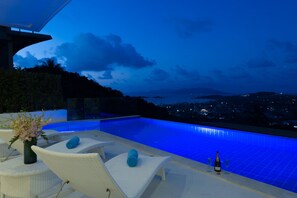 4-Bedroom Pool Villa  | Terraza o patio