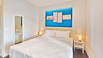 Double or Twin Room, Balcony, Sea View | In-room safe, desk, free WiFi, bed sheets
