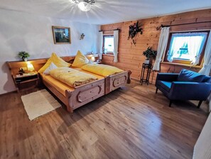 1 chambre, accĂšs Internet, draps fournis