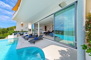 4-Bedroom Pool Villa  | Terrace/patio