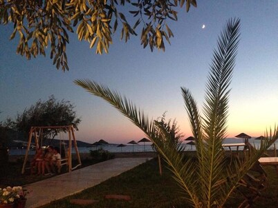 Dikili Sunset Club