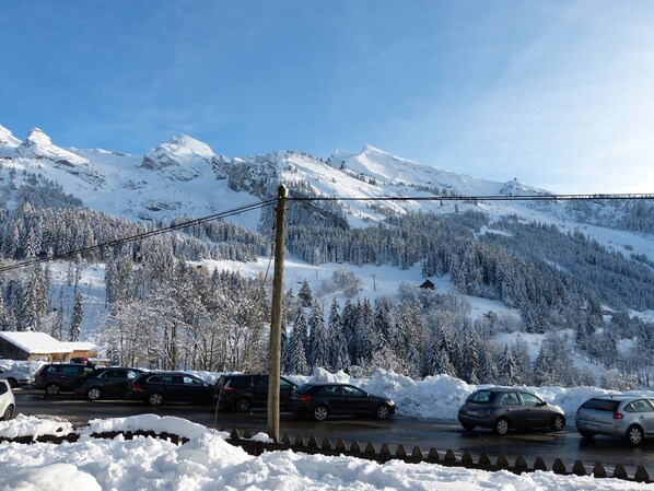 Third-party on-site parking