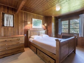 4 Schlafzimmer, kostenloses WLAN, Bettwäsche