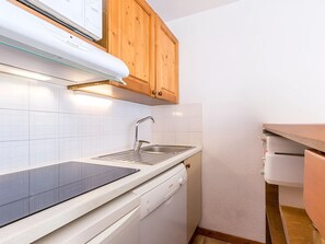 Fridge, microwave, oven, stovetop - Cozy studio for 4 in La Clusaz, pets welcome (La Clusaz)
