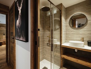 Bathroom - Apt 4★, 7 people, La Clusaz center, 3 bedr, close to slopes (La Clusaz)