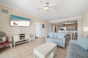 TV - BEACH FRONT | Zero Entry Pool, Indoor Pool, Hot Tub, Wifi, BBQ (Gulf Shores)