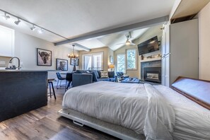 2 habitaciones, tabla de planchar con plancha y wifi gratis 