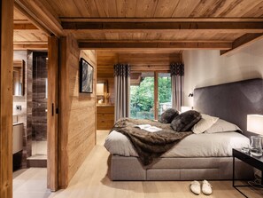 4 bedrooms, WiFi (free), bed sheets - 5★ Chalet in La Clusaz, 12 people, south terrace, shuttle 100m (La Clusaz)