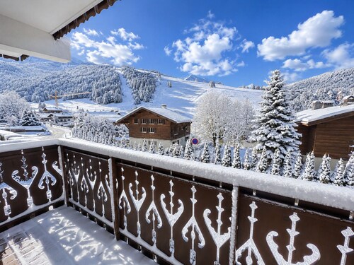 Studio sud, proche pistes / commerces, animaux admis, garage