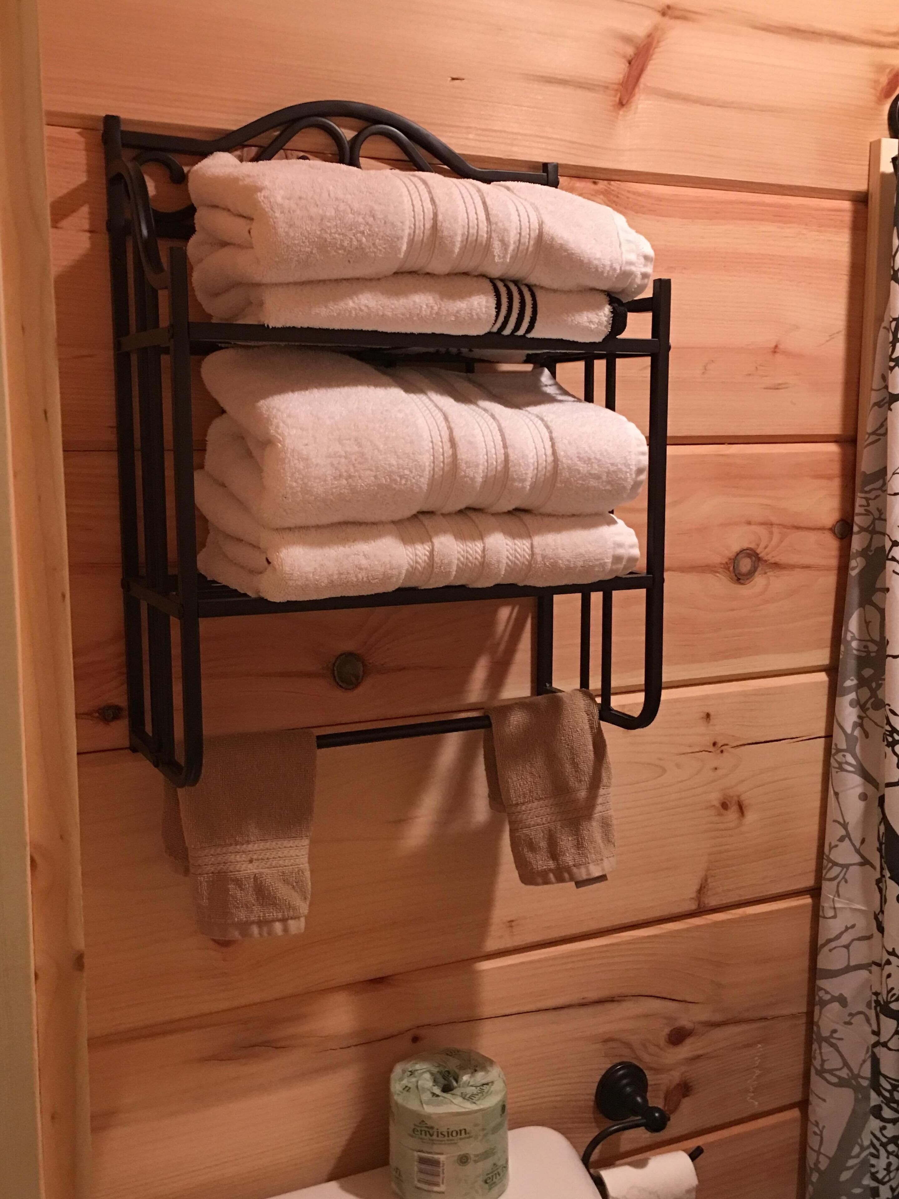 Dreamin Hollow Great Stargazing-Hot Tub, Fireplace, Romantic,WiFi, Pet Friendly