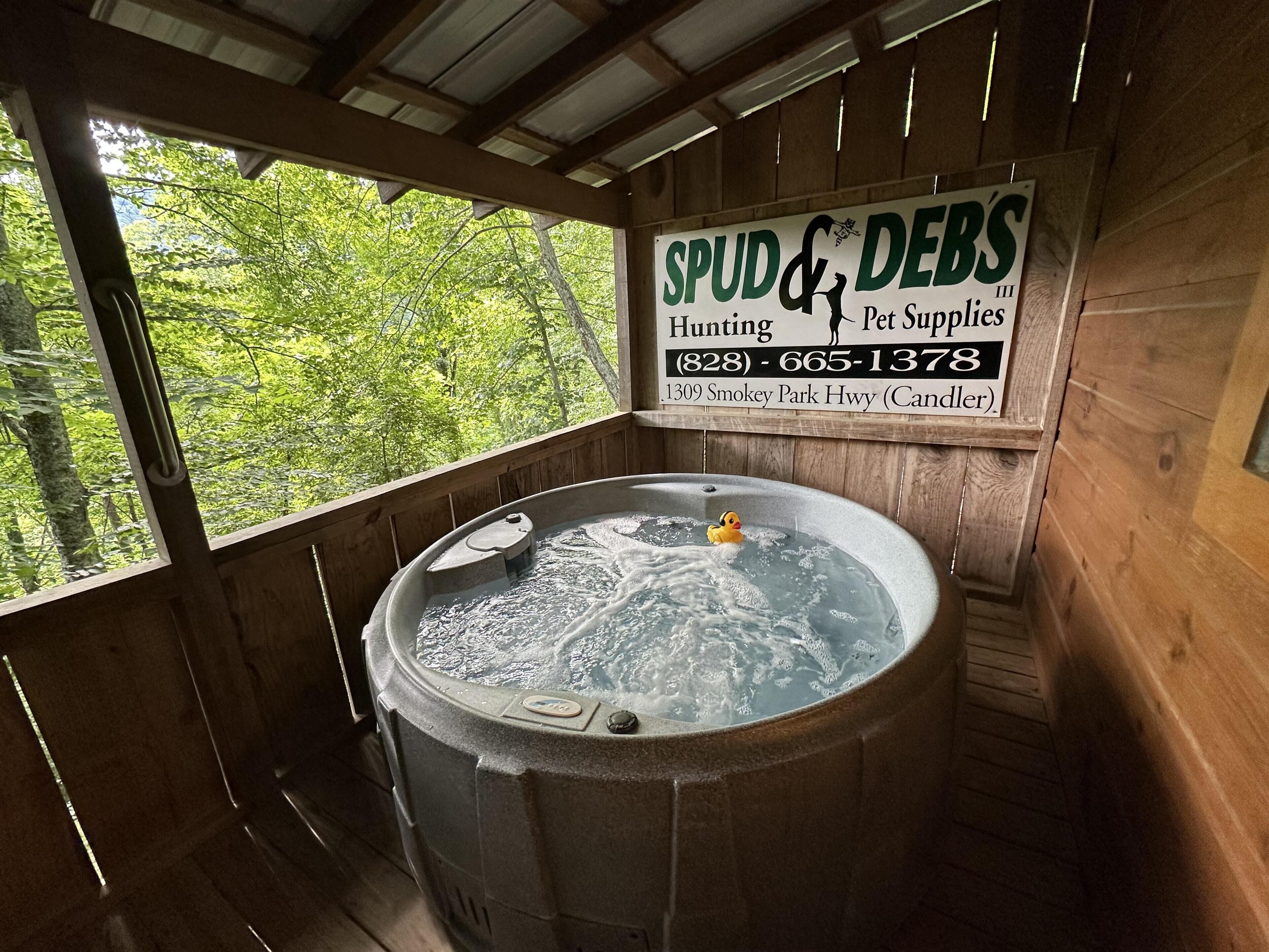 Indoor spa tub