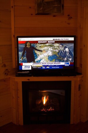 Interior - Cuddle Up and Relax - Hot Tub, Fireplace, View (Asheville)