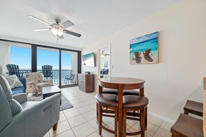 Unclassified image, 5 of 58, button