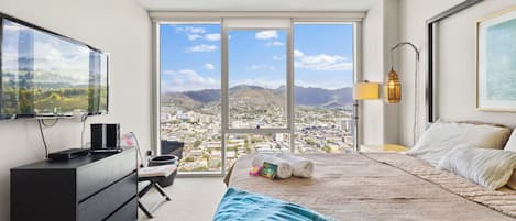 2 slaapkamers, een strijkplank/strijkijzer, internet, beddengoed