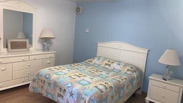 4 camere, ferro/asse da stiro, Wi-Fi gratuito