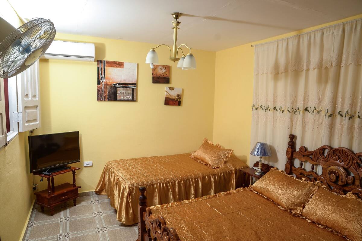 Comfort-Dreibettzimmer