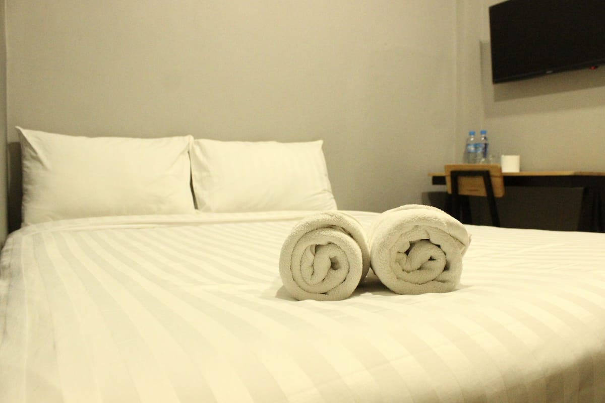 Double Room (No Window) | Minibar, desk, blackout drapes, free WiFi