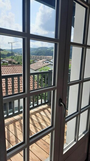 Sistema de insonorización, wifi gratis, ropa de cama