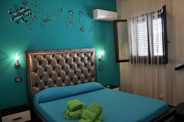 Minibar, in-room safe, free cots/infant beds, free WiFi