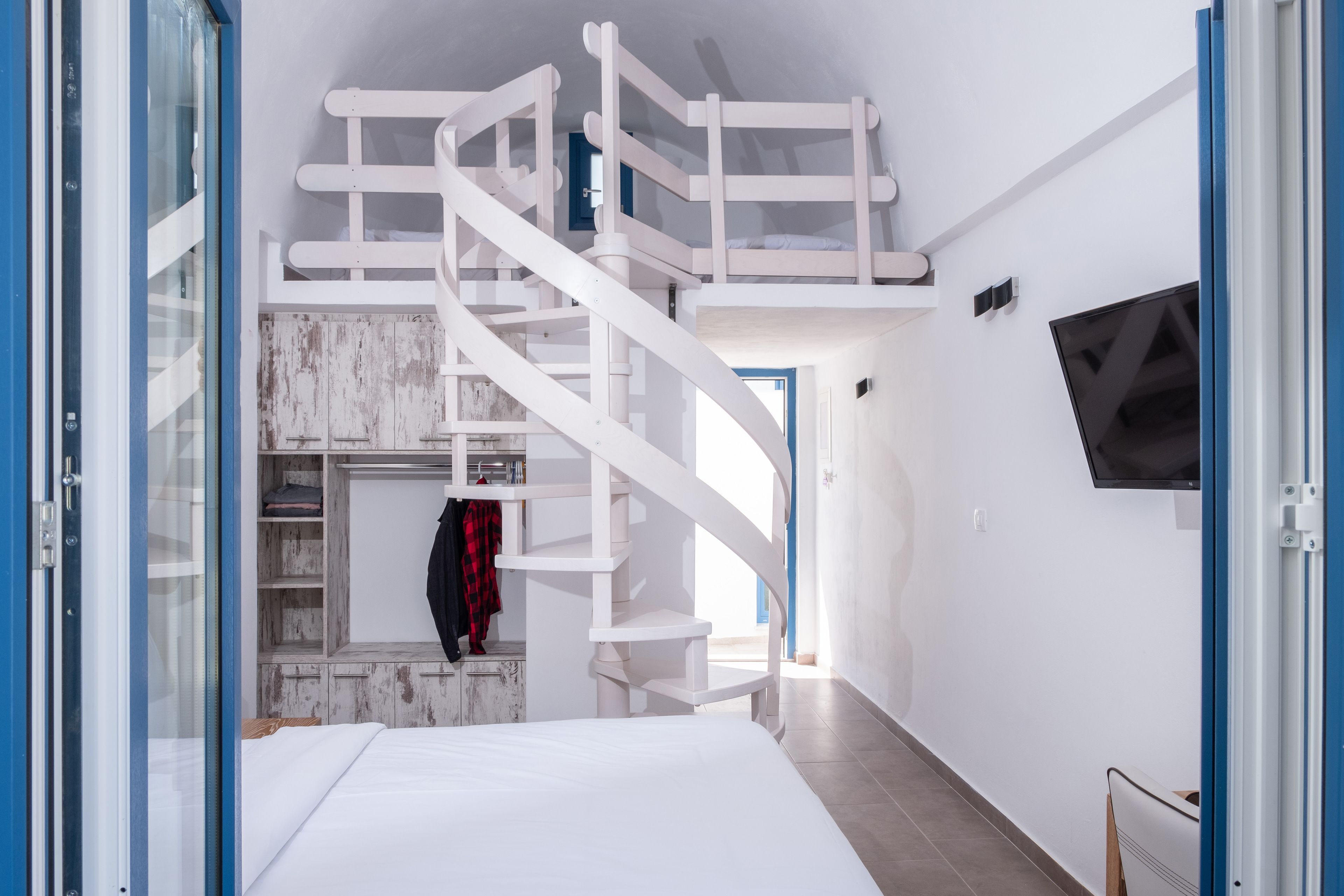 Habitación familiar, vistas a la montaña (Split Level) | Caja fuerte, sistema de insonorización, tabla de planchar con plancha