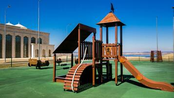 Außen-Kinderspielplatz