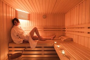 Turkish bath/hammam, body treatments, hot stone massages
