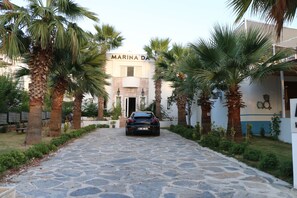 Entrada de la propiedad