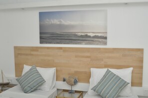 1 habitación, cortinas blackout, wifi gratis y ropa de cama 