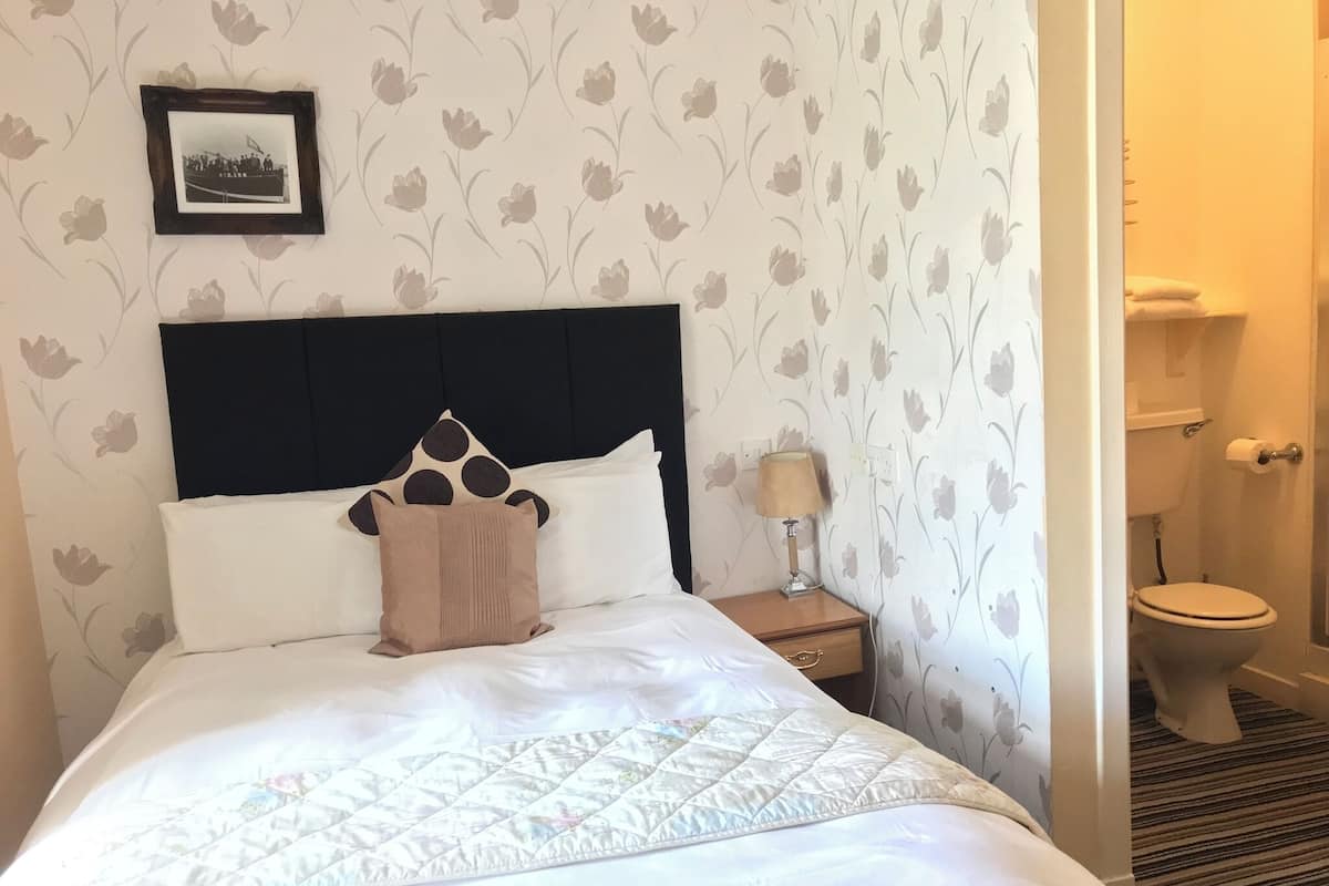 Standard Double Room, Ensuite