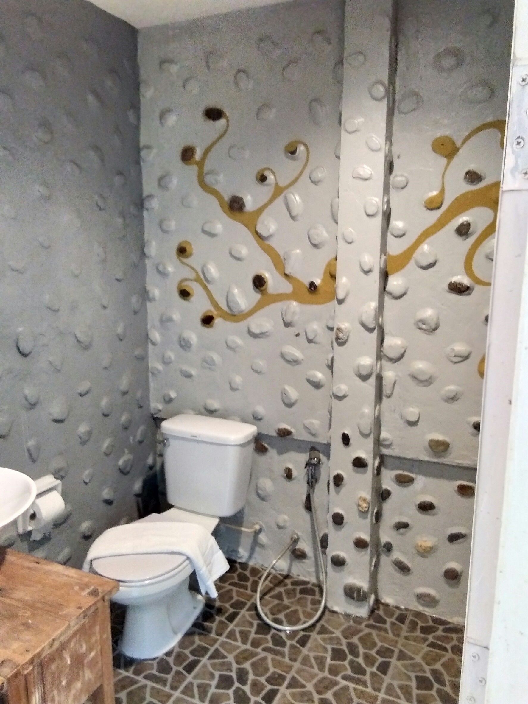 sila room - double bed | bathroom | shower, free toiletries, towels