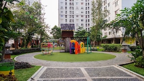 Children’s play area – outdoor