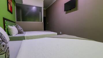 Deluxe Quadruple Room | Iron/ironing board