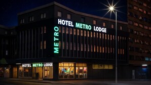 Front of property - evening/night - Metro Lodge Beach (Durban)