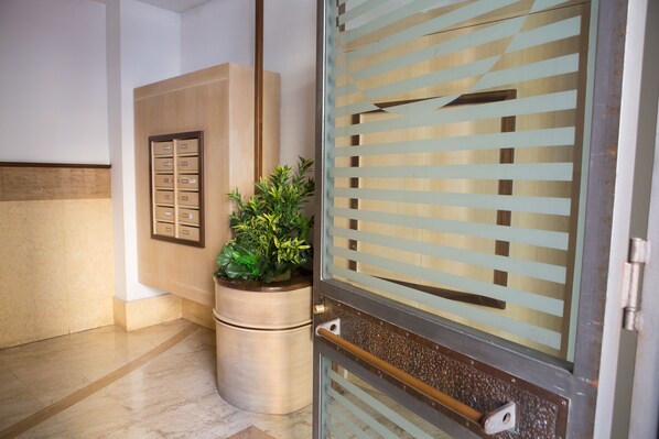 Entrée de l’hébergement