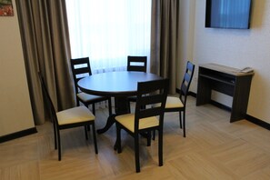 Superior Apartment | Ruang makan