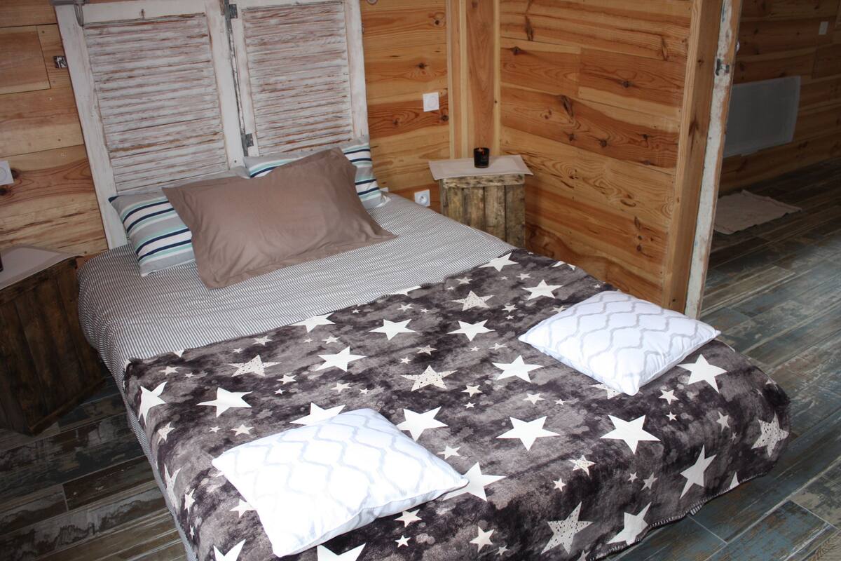 Deluxe Studio Suite, 1 Bedroom, Pool Access, Garden View