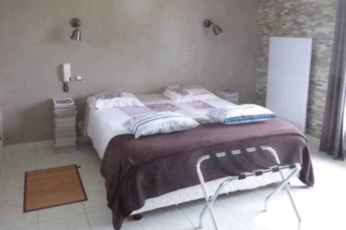 Double Room, Non Smoking, Pool Access