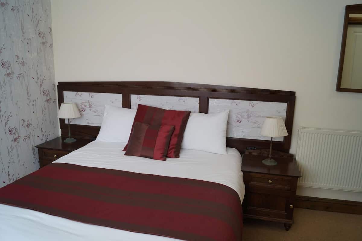 Classic Double Room | Desk, soundproofing, iron/ironing board
