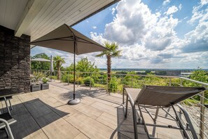 Einzelzimmer, Kanalblick | Blick vom Balkon