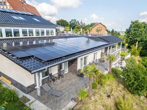 Terrace/patio - Hotel Zum Halbmond (Lauenburg)