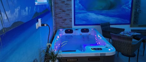 Bain à remous intérieur