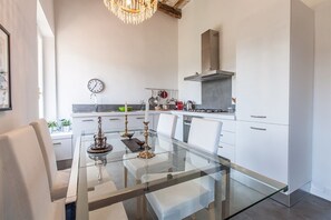 Maison, plusieurs lits, vue ville (Trastevere Charming Penthouse) | Cuisine privée