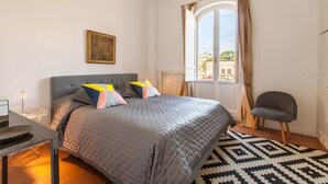 Unclassified image, 4 of 41, button - Trastevere Charming Penthouse (Rome)