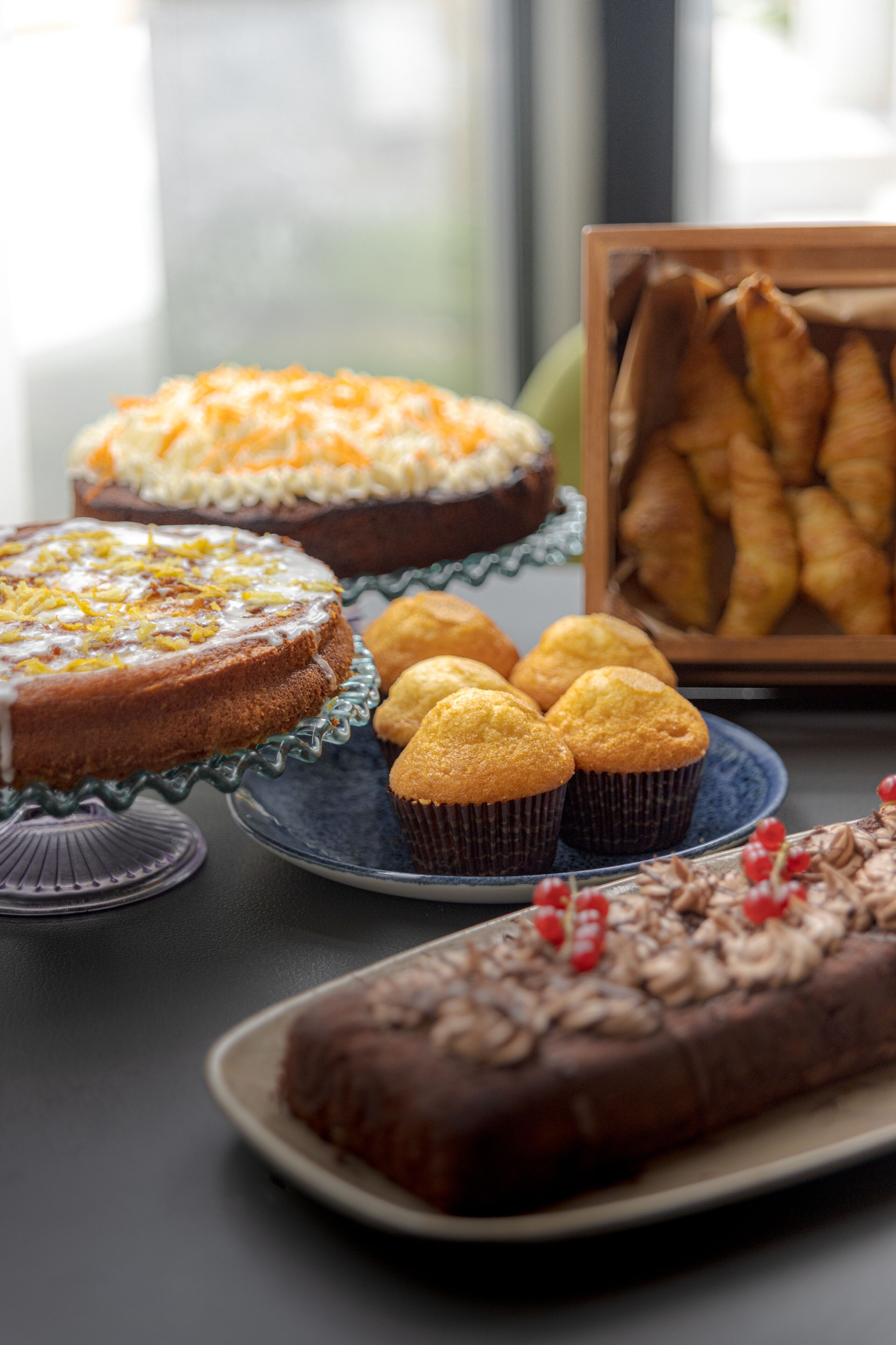 daily buffet breakfast (eur 16 per person)