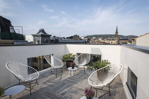 Terrace/patio - Intelier Victoria Hotel (San Sebastián)
